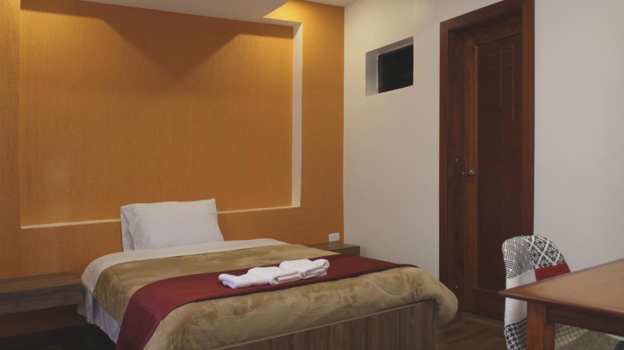 Hostal Nizza Cuenca Exterior photo